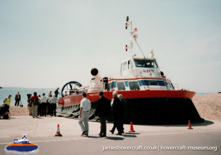 AP1-88 hovercraft promotional day by BHC -  (credit: The <a href='http://www.hovercraft-museum.org/' target='_blank'>Hovercraft Museum Trust</a>).